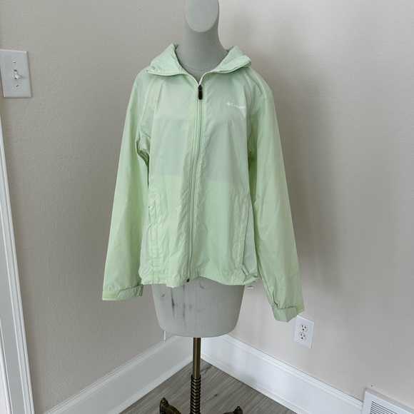Green Columbia rain jacket - Picture 2 of 6